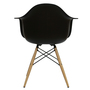 Cadeira DAR Eames com Braço Preta — foto 3